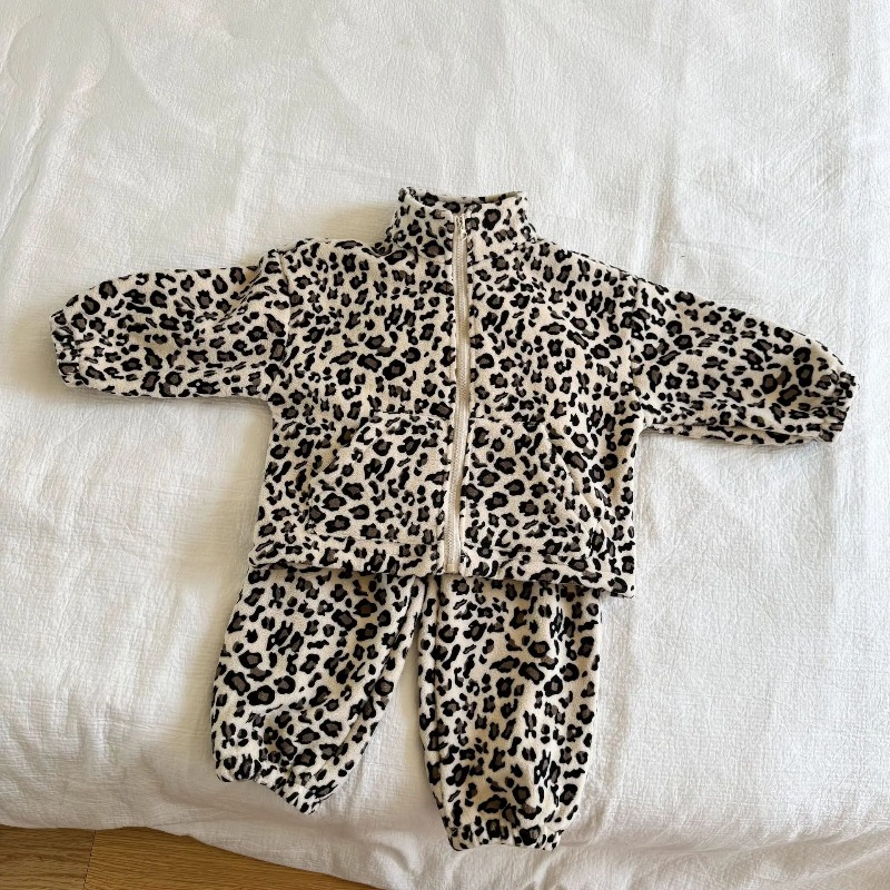 Children's Fleece Clothes Set  - Baby Clothing Patterns Free recension och pris